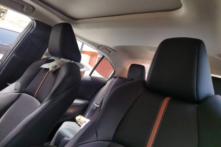 Used Toyota Levin 2023 2.0L Luxury Edition Headliner