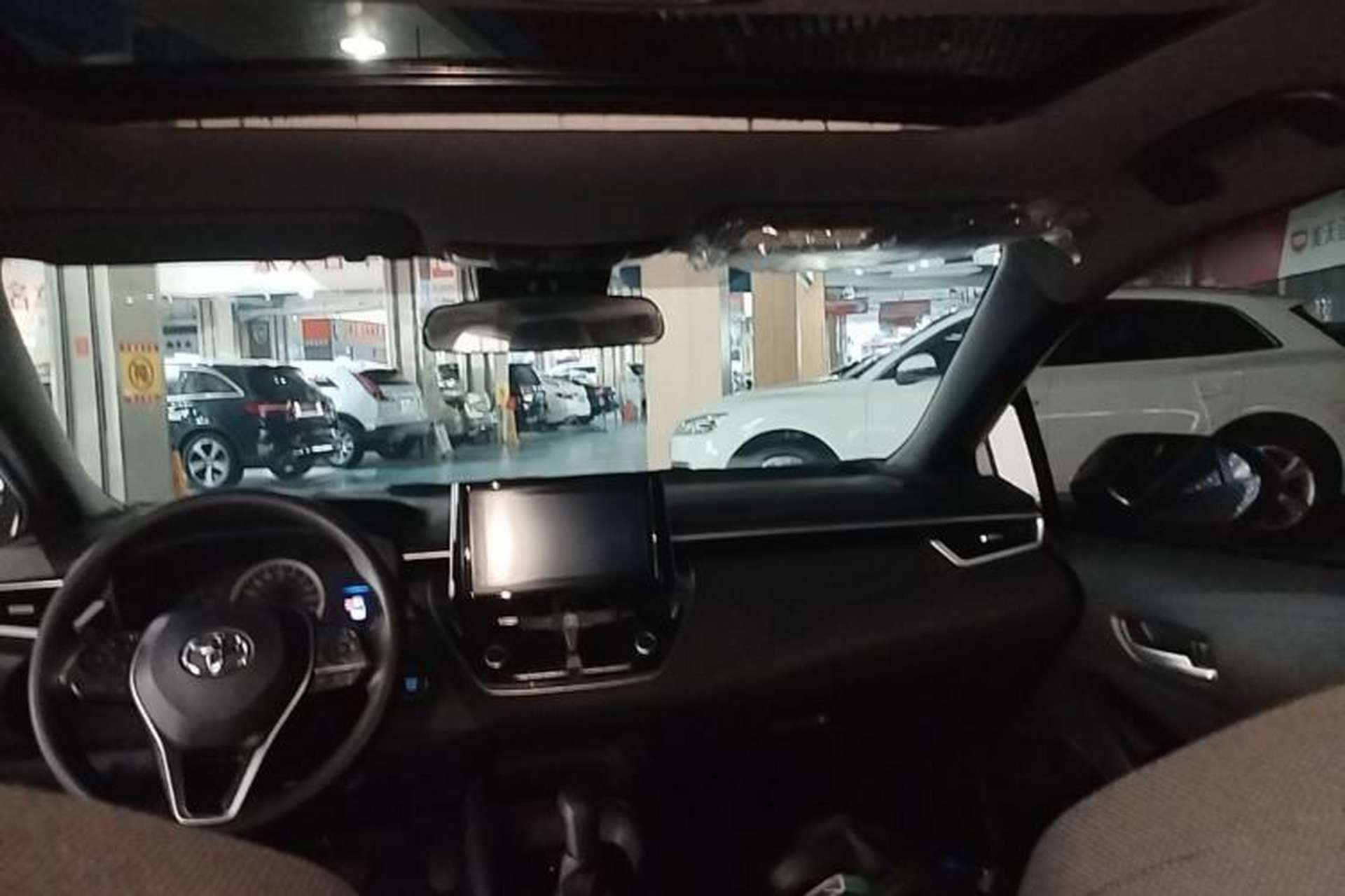 Used Toyota Levin 2023 185T CVT Luxury Edition Headliner