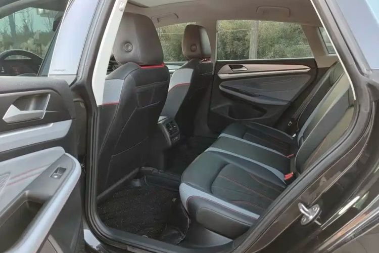 Used Toyota Levin 2023 Smart Electric Hybrid Dual-Engine 1.8L Luxury Edition Interior 1
