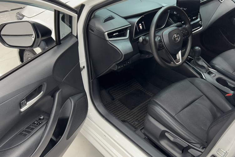 Used Toyota Levin 2023 Smart Electric Hybrid Dual-Engine 1.8L Luxury Edition Interior 2
