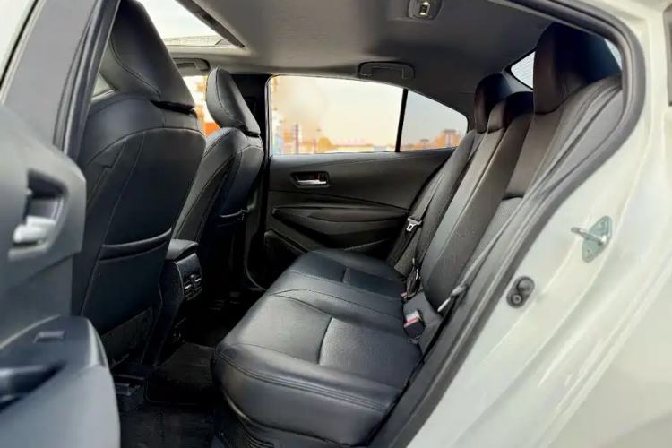 Used Toyota Levin 2023 Smart Electric Hybrid Dual-Engine 1.8L Luxury Edition Interior 2