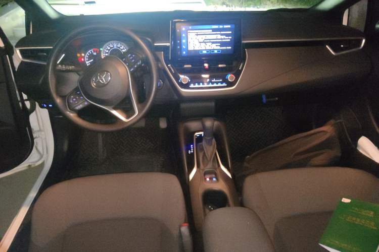 Used Toyota Levin 2023 185T CVT Luxury Edition Interior 2