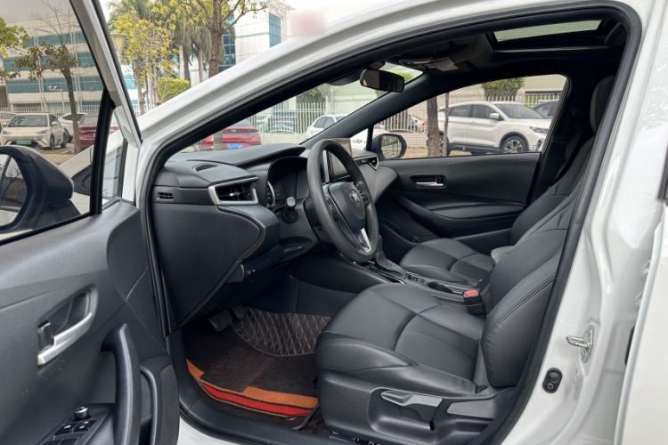 Used Toyota Levin 2023 185T CVT Luxury Edition Interior 2