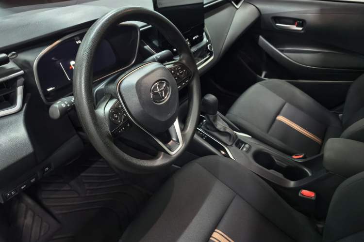 Used Toyota Levin 2023 Smart Electric Hybrid Dual-Engine 1.8L Luxury Edition Interior 2