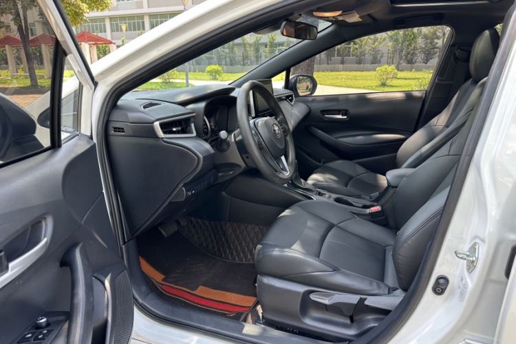 Used Toyota Levin 2023 185T CVT Luxury Edition Interior 3