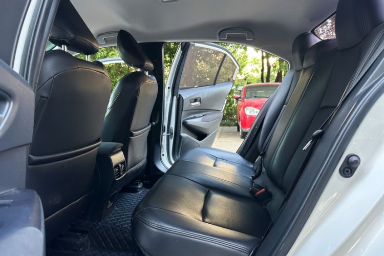 Used Toyota Levin 2023 Smart Electric Hybrid Dual-Engine 1.8L Leading Edition Interior 4