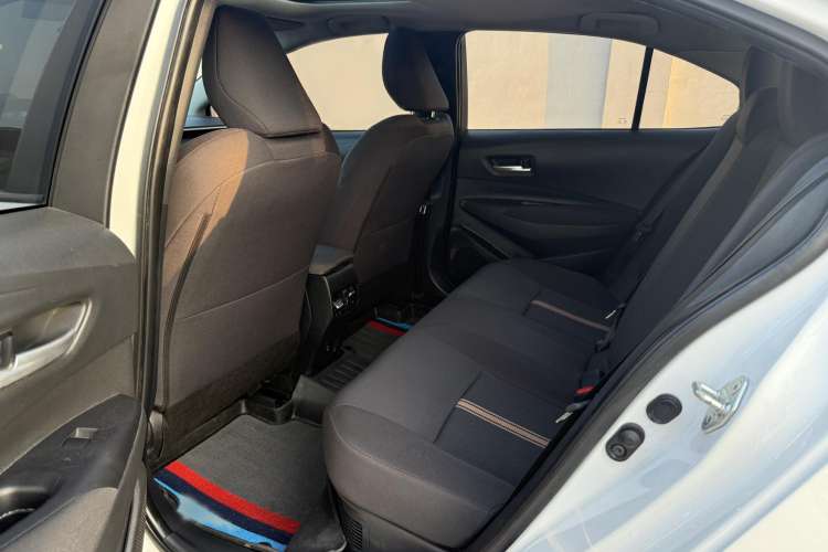 Used Toyota Levin 2023 Smart Electric Hybrid Dual-Engine 1.8L Luxury Edition Interior 4