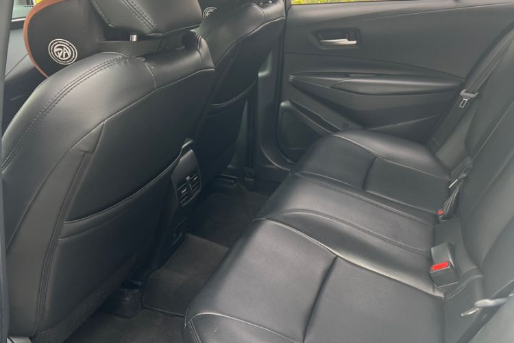 Used Toyota Levin 2023 Smart Electric Hybrid Dual-Engine 1.8L Leading Edition Interior 4