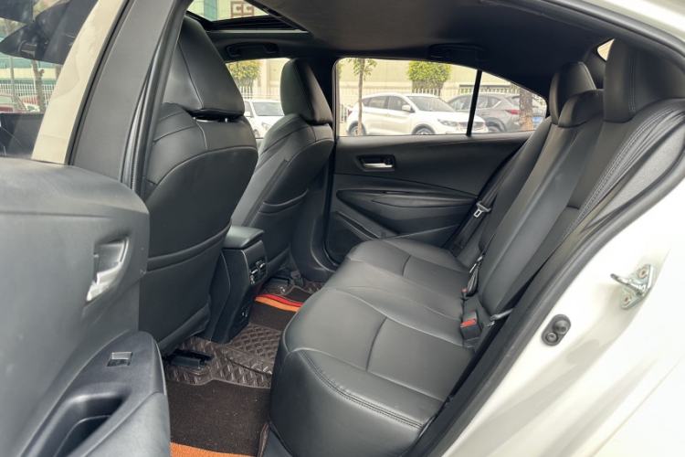 Used Toyota Levin 2023 185T CVT Luxury Edition Interior 4