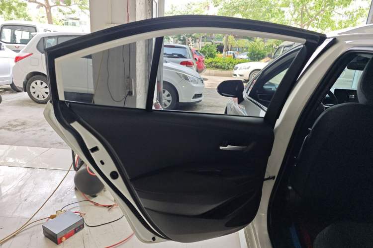 Used Toyota Levin 2023 Smart Electric Hybrid Dual-Engine 1.8L Luxury Edition Interior 8