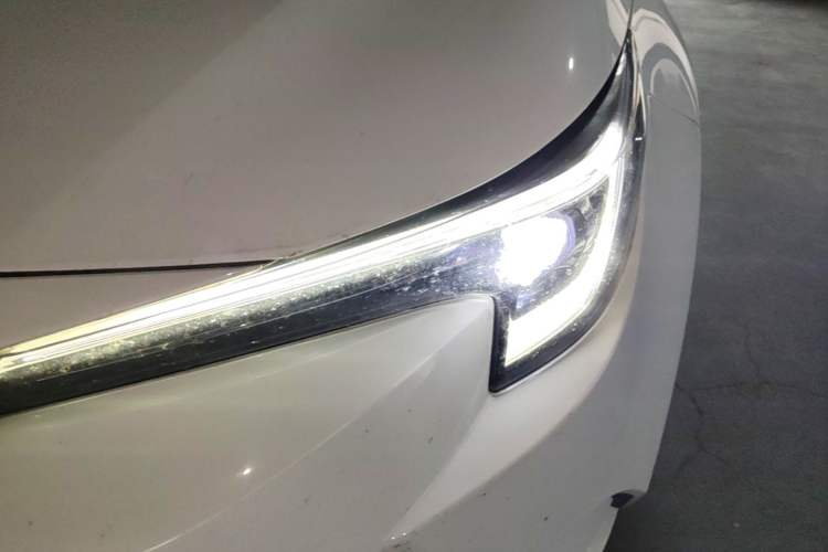 Used Toyota Levin 2023 Smart Electric Hybrid Dual-Engine 1.8L Luxury Edition Left Front Headlight