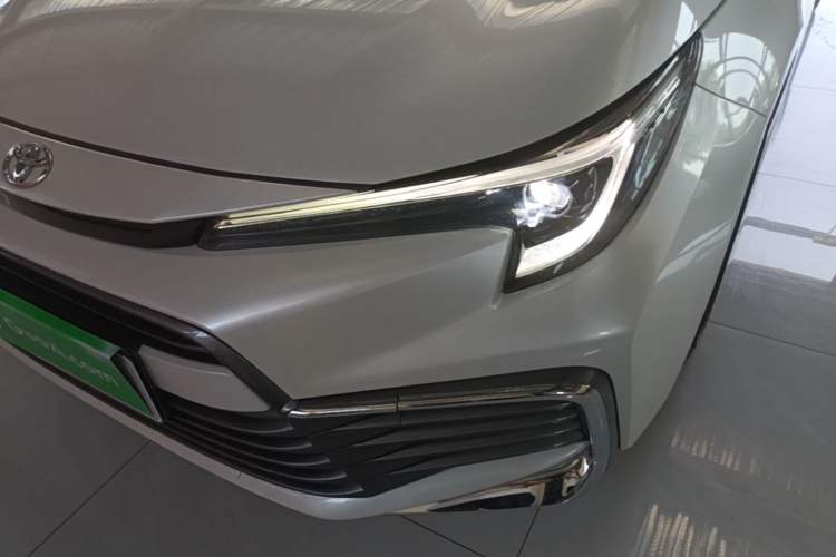 Used Toyota Levin 2023 Revised Version 2.0L Luxury Edition Left Front Headlight