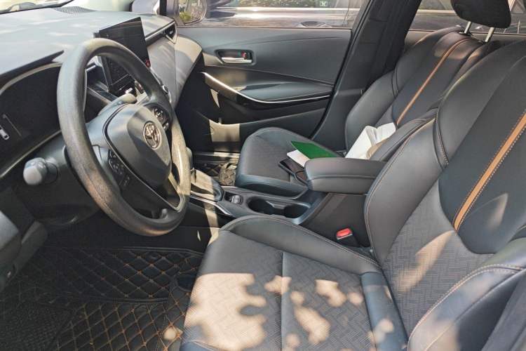 Used Toyota Levin 2023 Smart Electric Hybrid Dual-Engine 1.8L Sport Edition Left Front Seat
