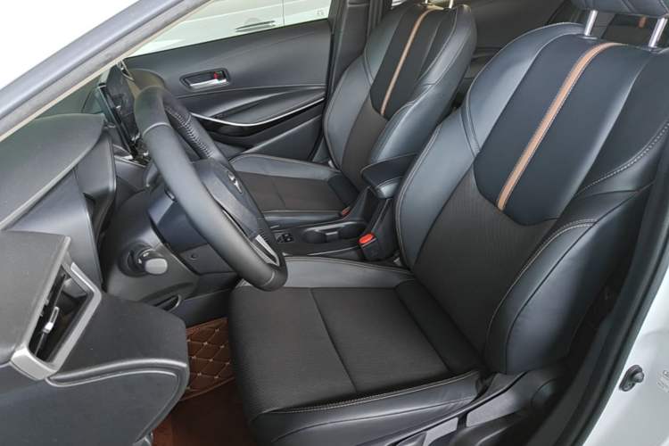 Used Toyota Levin 2023 Revised Version 2.0L Luxury Edition Left Front Seat