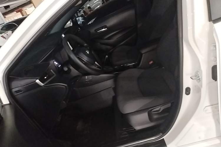 Used Toyota Levin 2023 185T CVT Luxury Edition Left Front Seat
