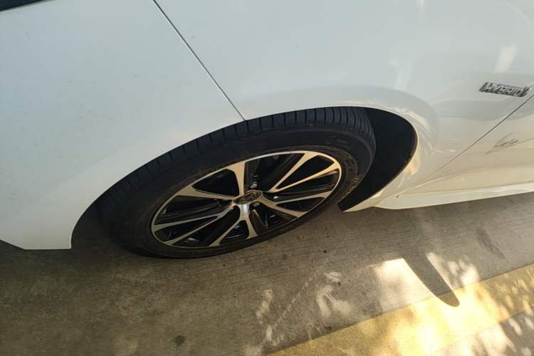 Used Toyota Levin 2023 Smart Electric Hybrid Dual-Engine 1.8L Leading Edition Left Front Wheel Hub