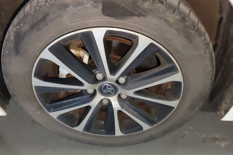 Used Toyota Levin 2023 Smart Electric Hybrid Dual-Engine 1.8L Luxury Edition Left Front Wheel Hub
