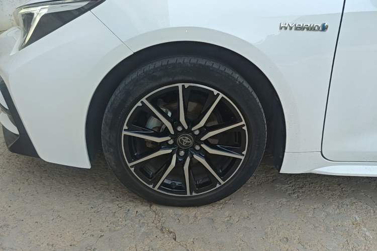 Used Toyota Levin 2023 Smart Electric Hybrid Dual-Engine 1.8L Sport Edition Left Front Wheel Hub