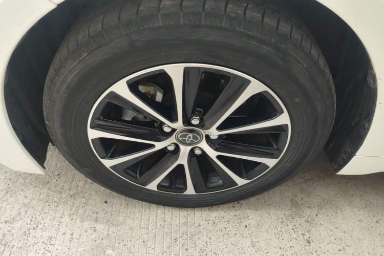 Used Toyota Levin 2023 Smart Electric Hybrid Dual-Engine 1.8L Luxury Edition Left Front Wheel Hub