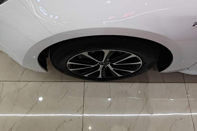 Used Toyota Levin 2023 Smart Electric Hybrid Dual-Engine 1.8L Luxury Edition Left Front Wheel Hub