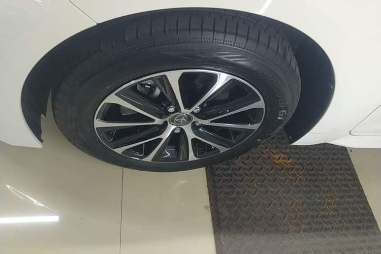 Used Toyota Levin 2023 TNGA 1.5L CVT Progressive Edition Left Front Wheel Hub