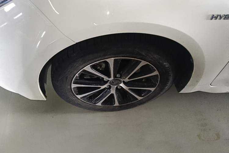 Used Toyota Levin 2023 Smart Electric Hybrid Dual-Engine 1.8L Luxury Edition Left Front Wheel Hub