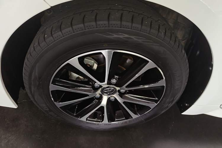 Used Toyota Levin 2023 Smart Electric Hybrid Dual-Engine 1.8L Leading Edition Left Front Wheel Hub