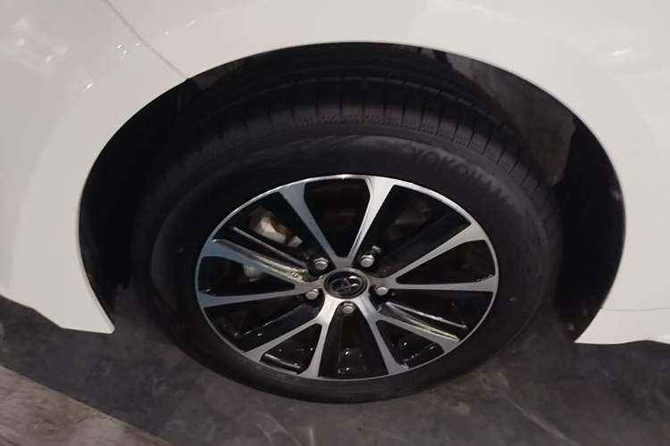 Used Toyota Levin 2023 185T CVT Luxury Edition Left Front Wheel Hub
