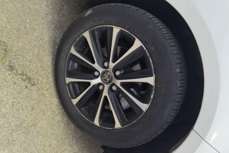 Used Toyota Levin 2023 Smart Electric Hybrid Dual-Engine 1.8L Luxury Edition Left Front Wheel Hub
