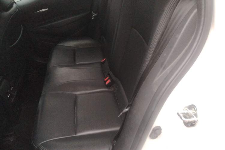 Used Toyota Levin 2023 Smart Electric Hybrid Dual-Engine 1.8L Luxury Edition Left Rear Seat