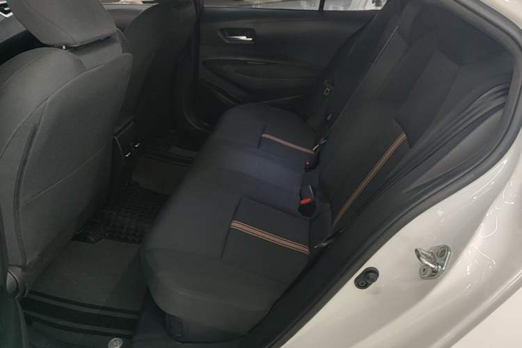 Used Toyota Levin 2023 Smart Electric Hybrid Dual-Engine 1.8L Luxury Edition Left Rear Seat
