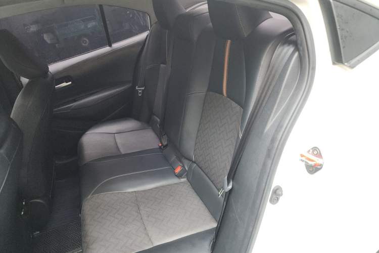 Used Toyota Levin 2023 Smart Electric Hybrid Dual-Engine 1.8L Sport Edition Left Rear Seat
