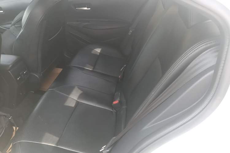 Used Toyota Levin 2023 Smart Electric Hybrid Dual-Engine 1.8L Luxury Edition Left Rear Seat