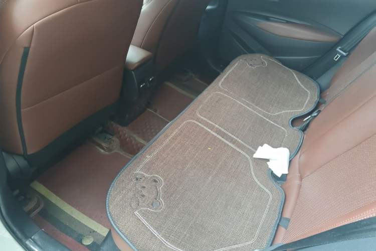 Used Toyota Levin 2023 Smart Electric Hybrid Dual-Engine 1.8L Luxury Edition Left Rear Seat