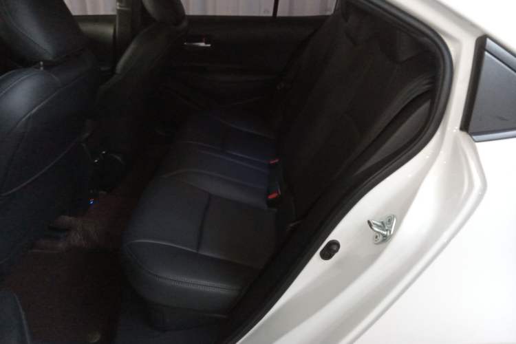Used Toyota Levin 2023 Smart Electric Hybrid Dual-Engine 1.8L Luxury Edition Left Rear Seat