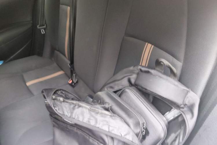 Used Toyota Levin 2023 Smart Electric Hybrid Dual-Engine 1.8L Luxury Edition Left Rear Seat