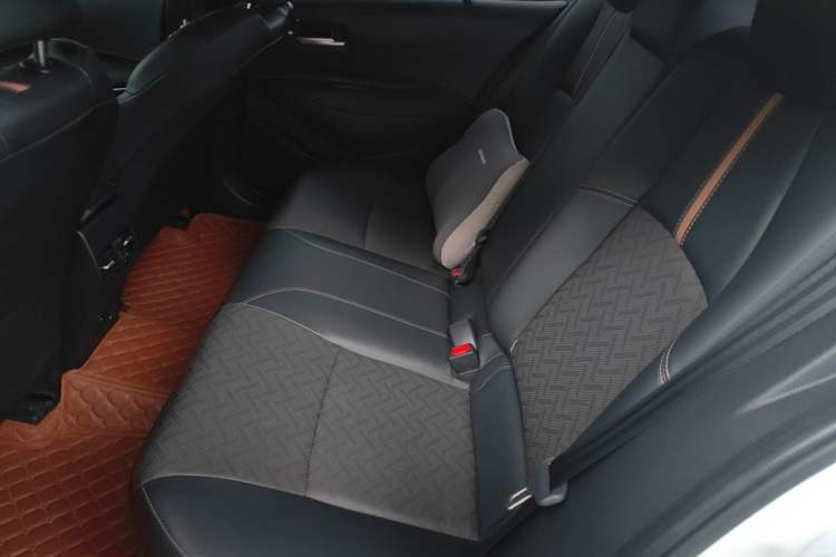 Used Toyota Levin 2023 Smart Electric Hybrid Dual-Engine 1.8L Sport Edition Left Rear Seat