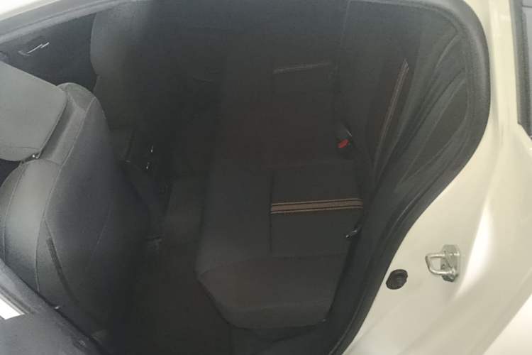 Used Toyota Levin 2023 Smart Electric Hybrid Dual-Engine 1.8L Luxury Edition Left Rear Seat