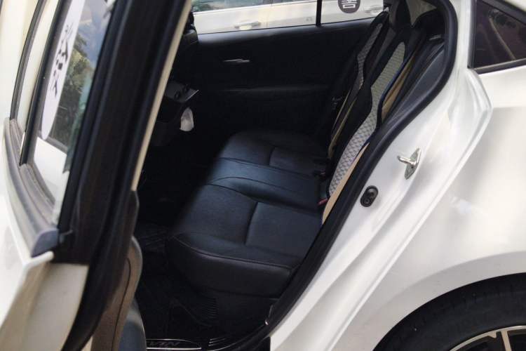 Used Toyota Levin 2023 Smart Electric Hybrid Dual-Engine 1.8L Sport Edition Left Rear Seat