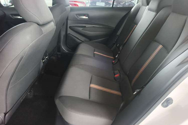 Used Toyota Levin 2023 Smart Electric Hybrid Dual-Engine 1.8L Luxury Edition Left Rear Seat