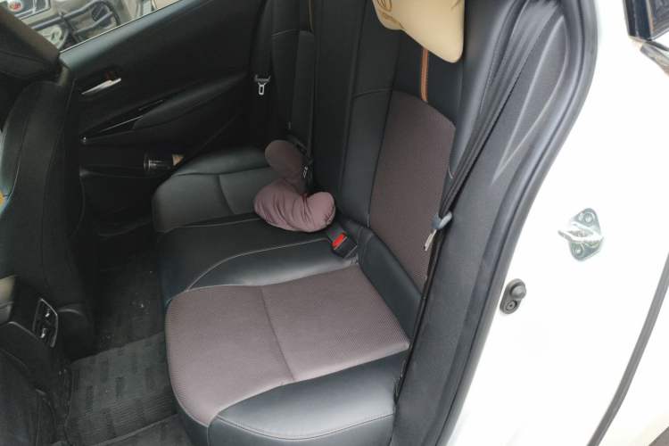 Used Toyota Levin 2023 Revised Version 2.0L Luxury Edition Left Rear Seat