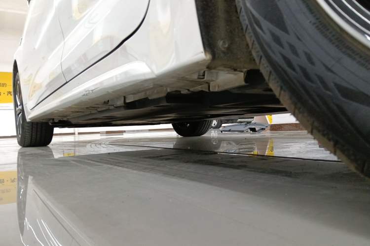 Used Toyota Levin 2023 Smart Electric Hybrid Dual-Engine 1.8L Leading Edition Left Side Sill