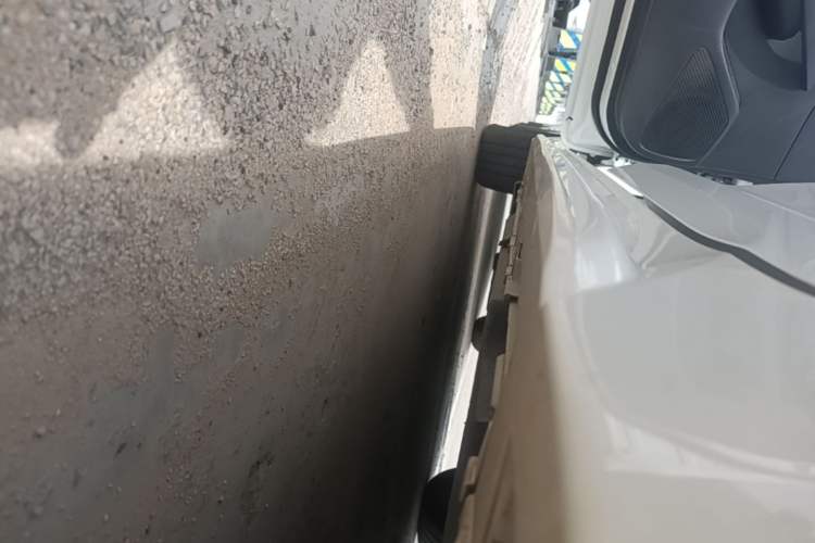 Used Toyota Levin 2023 Smart Electric Hybrid Dual-Engine 1.8L Luxury Edition Left Side Sill