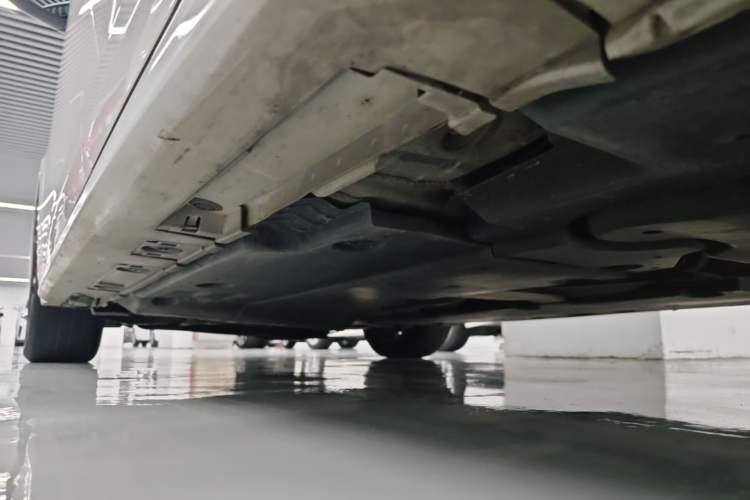 Used Toyota Levin 2023 TNGA 1.5L CVT Progressive Edition Left Side Sill