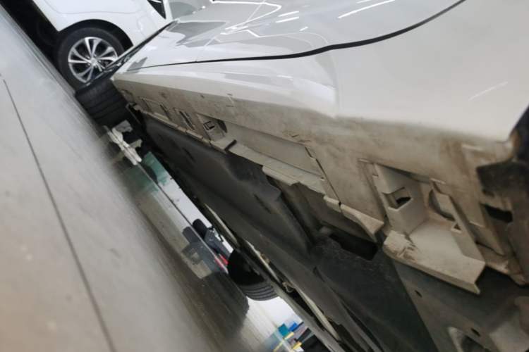 Used Toyota Levin 2023 Smart Electric Hybrid Dual-Engine 1.8L Leading Edition Left Side Sill
