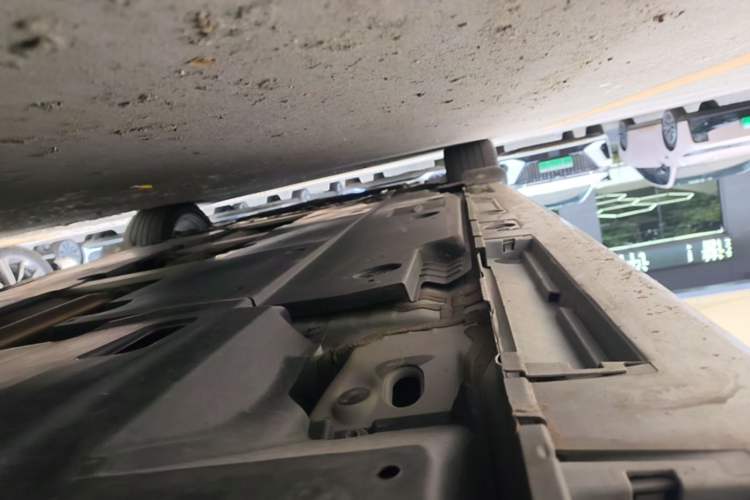 Used Toyota Levin 2023 Dual-Motor 2.0L Luxury Edition Left Side Sill