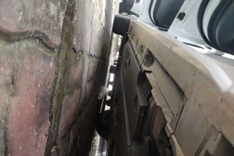Used Toyota Levin 2023 185T CVT Luxury Edition Left Side Sill