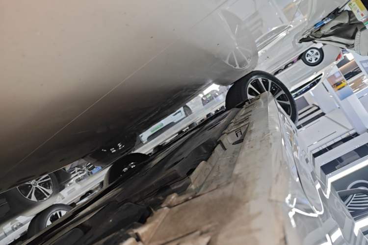 Used Toyota Levin 2023 TNGA 1.5L CVT Progressive Edition Left Side Sill
