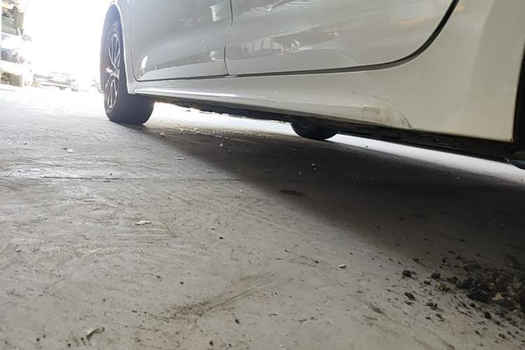 Used Toyota Levin 2023 TNGA 1.5L CVT Progressive Edition Left Side Sill