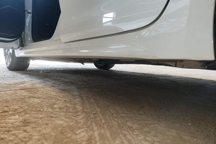 Used Toyota Levin 2023 TNGA 1.5L CVT Progressive Edition Left Side Sill